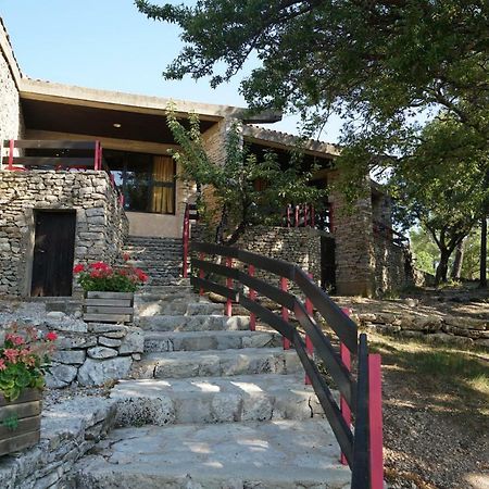 Vvf Luberon Provence Hotell Murs  Exteriör bild