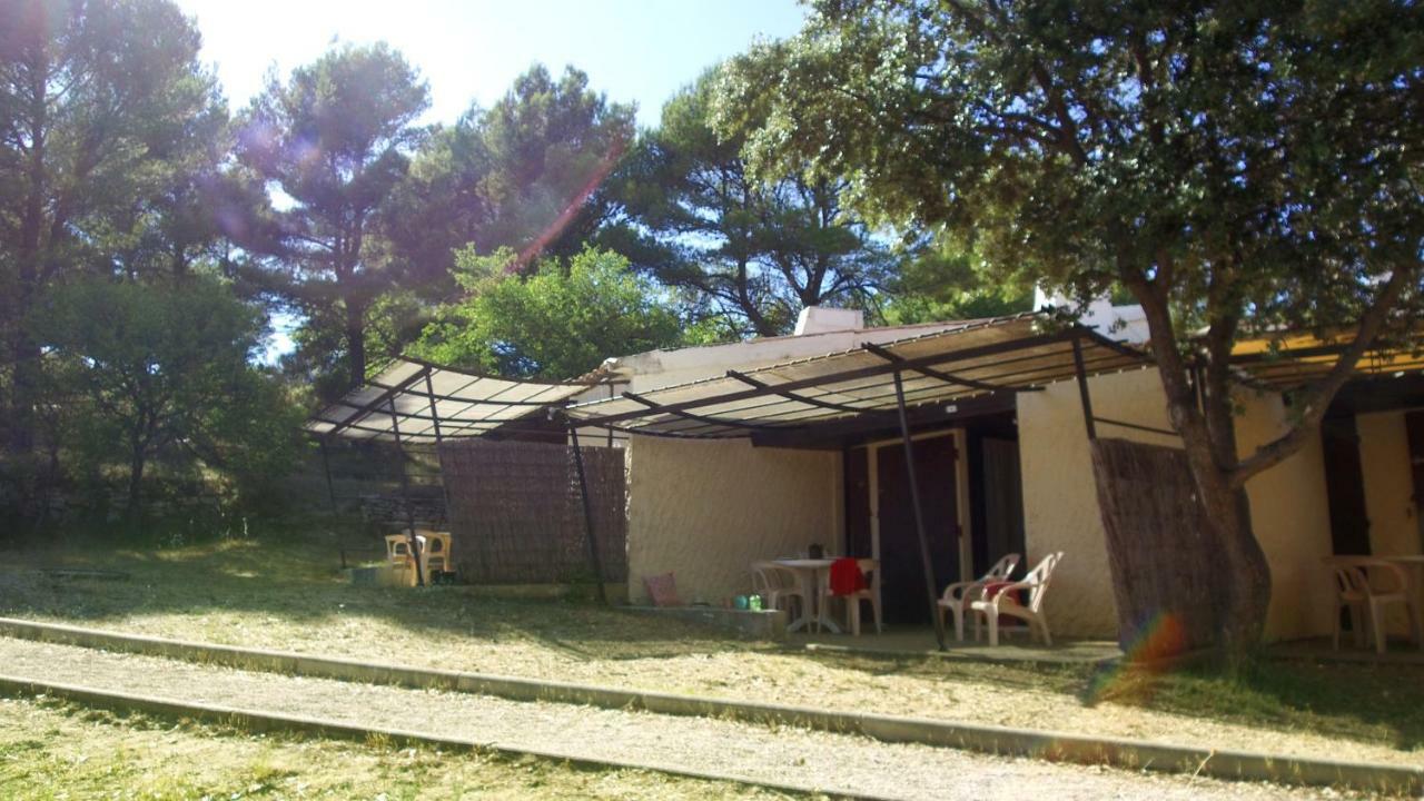 Vvf Luberon Provence Hotell Murs  Exteriör bild